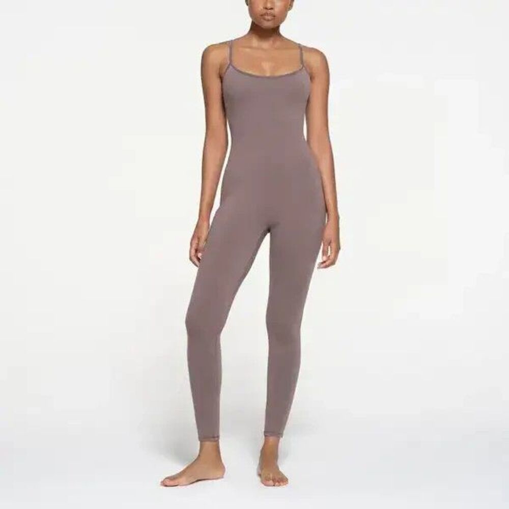 Skims Outdoor Cami Catsuit Bodysuit Zinc Full Length Shapewear Catsuit Sz M NWT